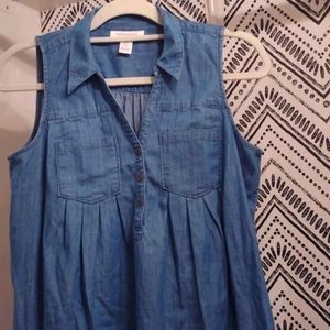 Motherhood maternity sleeveless top. Small.